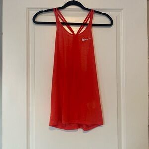 Nike tank Size Medium